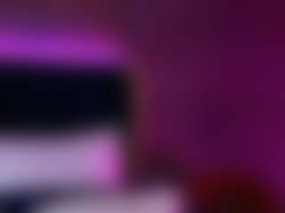 Live cam show with EvaRaynee - MILF on Sex Cam Show
