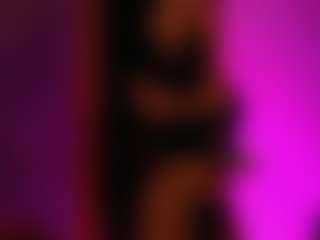 EvaRaynee's Live Sex Cam Show