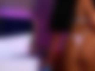 EvaRaynee's Live Sex Cam Show