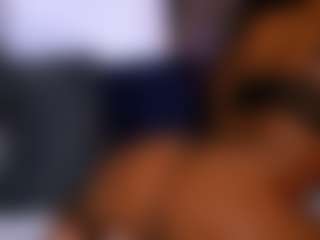 EvaRaynee's Live Sex Cam Show