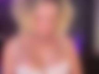 Live cam show with AmJ4play - Blonde Hair on Cam Slut