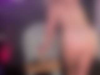 Live cam show with AmJ4play - Blue Eyes on SpunkLive