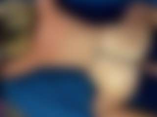 Live cam show with AmJ4play - Petite on Camsoda