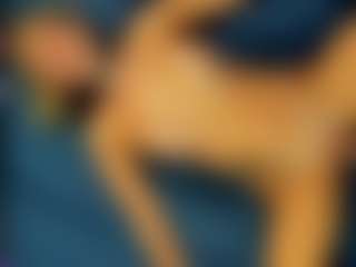 Live cam show with AmJ4play - Drinking on Camversity