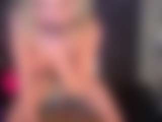 Live cam show with AmJ4play - Big Tits MILF on Camsoda