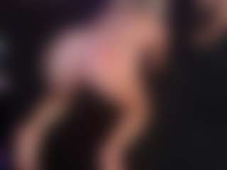 Spettacolo in cam dal vivo con AmJ4play - Lush MILF su Camsoda