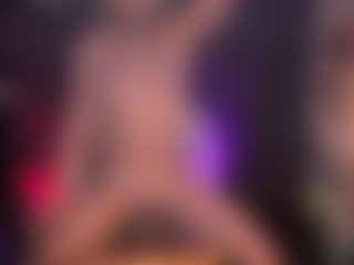 Live cam show with AmJ4play - Sexy on CamClone