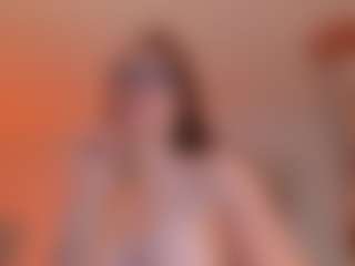 Live cam show with CorinneRusso - Small Ass on Dolls Live