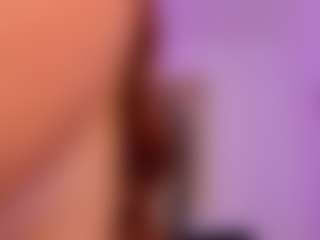 CorinneRusso's Live Sex Cam Show