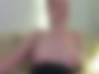 moniqque's Live Sex Cam Show