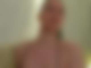 moniqque's Live Sex Cam Show