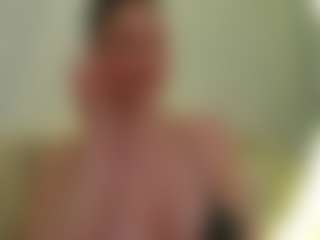 moniqque's Live Sex Cam Show