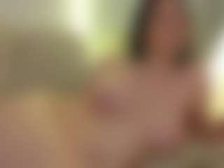 moniqque's Live Sex Cam Show