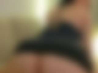 moniqque's Live Sex Cam Show