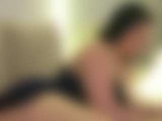 moniqque's Live Sex Cam Show