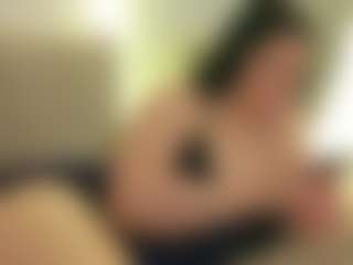 moniqque's Live Sex Cam Show