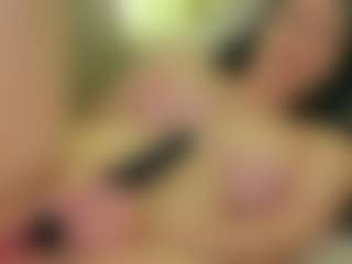 moniqque's Live Sex Cam Show