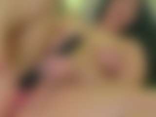 Live cam show with moniqque - Asshole on SinfulBabes