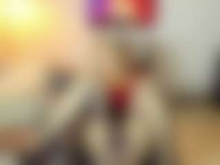 Live cam show with samantha-hot19 - Athletic on TeamSkeetLive