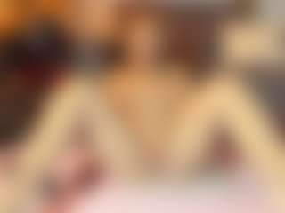 Live cam show with samantha-hot19 - Legs on Lustler