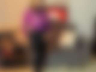 samantha-hot19's Live Sex Cam Show