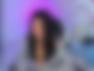Live cam show with serafina_bianchi - Deepthroat on CamwithHer