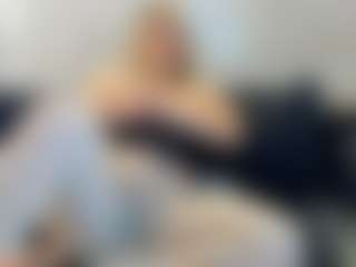 Live cam show with sammy-kat - Living Room on nudelive.tv