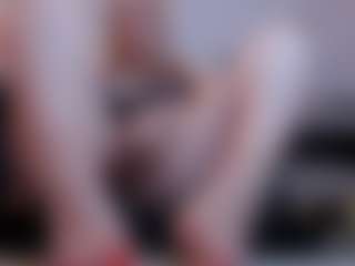 Show en direct avec sammy-kat - Small Ass sur Camsoda