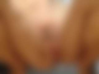 sensual-goddesss's Live Sex Cam Show