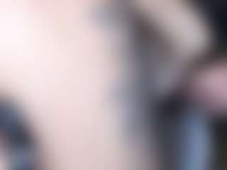 Spettacolo in cam dal vivo con sensual-goddesss - Brown Hair Petite su Camsoda