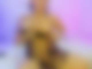Live cam show with Shalom - Mature on AdultVida.com