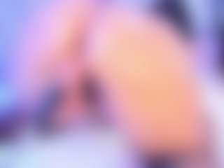 Live cam show with Shalom - Living Room on Camming Site