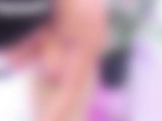 Live cam show with Shalom - Mature on infinitiblacc.com