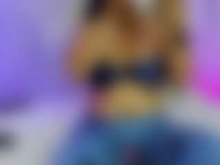 Live cam show with Shalom - Bikini on Fling VIP Chat