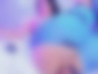 Live cam show with Shalom - Striptease Granny on Camsoda