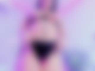 Live cam show with Shalom - Public on Milfs Live
