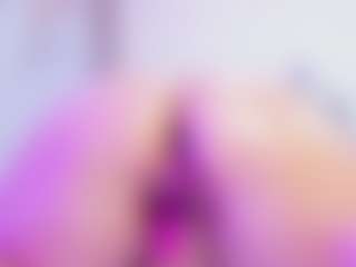 Live cam show with Shalom - Tease Mature on Camming Site