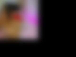 Live cam show with Shalom - Striptease on SquirtSoMuch
