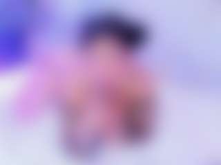 Show de cam en vivo con Shalom - Petite en Camsoda