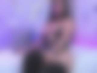 Live cam show with Shalom - Solo on Stripli.com