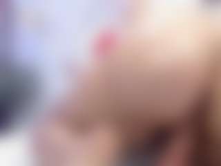 Live cam show with Shalom - Granny Dildo on Camsoda