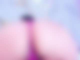 Live cam show with Shalom - Granny Dildo on SinfulBabes