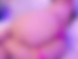 Live cam show with Shalom - Mature on instabang