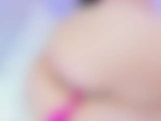 Live cam show with Shalom - Living Room on mypornchat.com