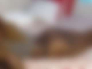 Live cam show with Sweet-sydney - Bikini on Big Tits