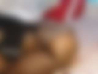 Live cam show with Sweet-sydney - Bikini on boobsie.com