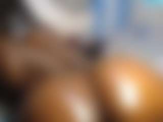 Live cam show with Sweet-sydney - Ebony Lush on madthumbs
