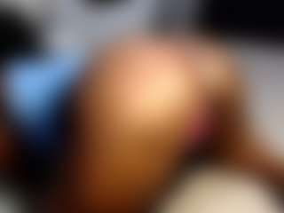Live cam show with Sweet-sydney - Big Tits on Milfs Live