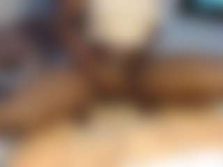 Live cam show with Sweet-sydney - BBW Dildo on Soda Cam