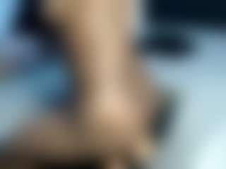 Live cam show with Sweet-sydney - Ebony Lovense on TastyBlacksLive